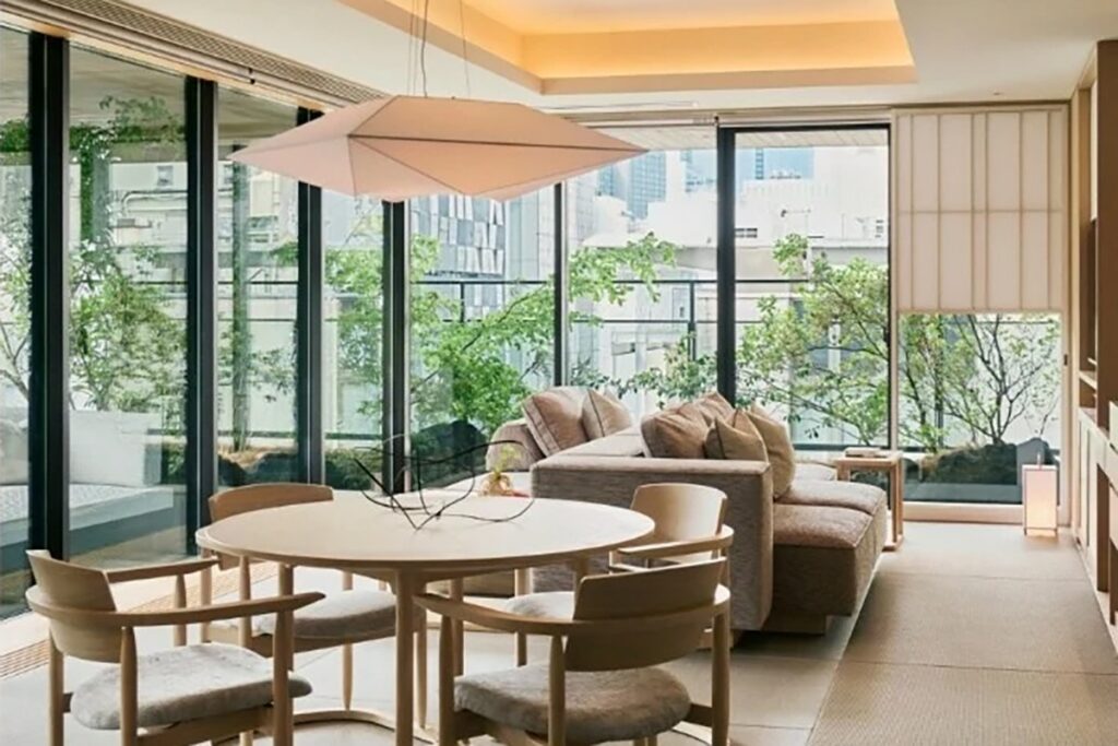 Guided by the concept of "A Place to Savor Time," Fufu is a small luxury resort brand.