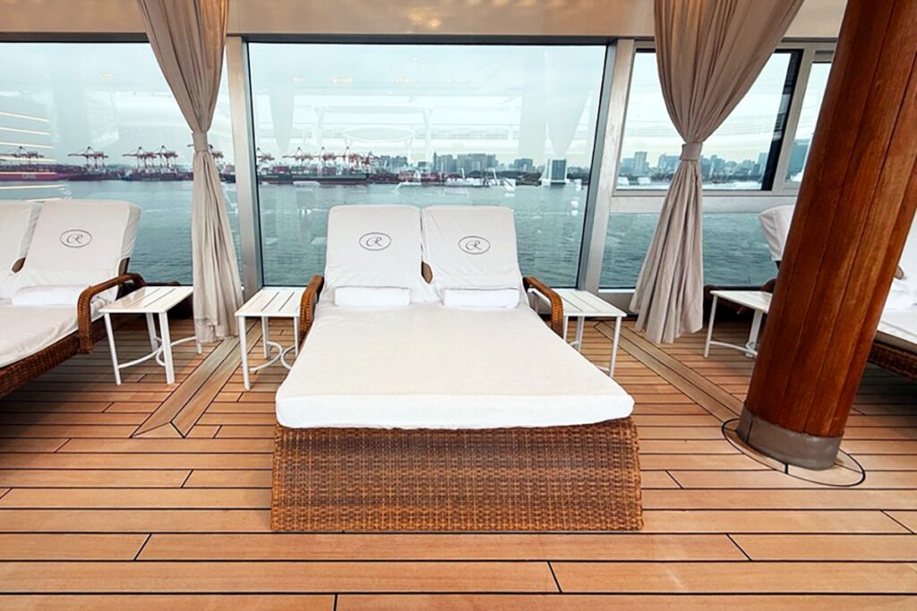 Reclining seats in public spaces